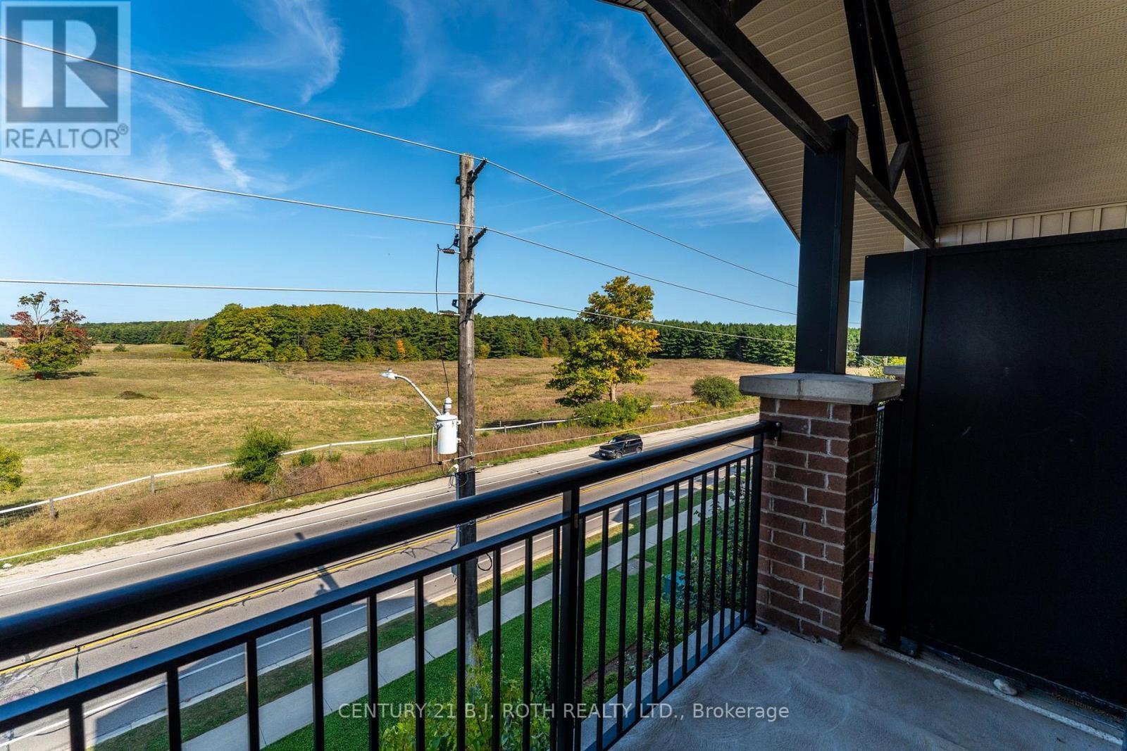403 - 67 Kingsbury Square, Guelph, ON - Outdoor With Balcony