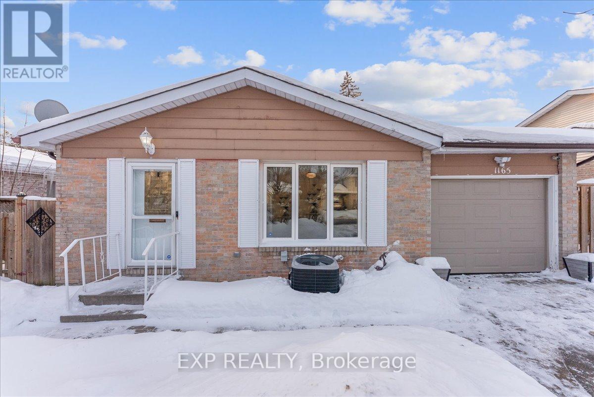 1165 Whitefield Drive, Peterborough (Otonabee Ward 1), ON - Outdoor