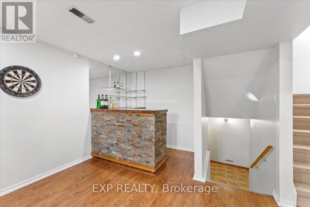 1165 Whitefield Drive, Peterborough (Otonabee Ward 1), ON - Indoor Photo Showing Other Room