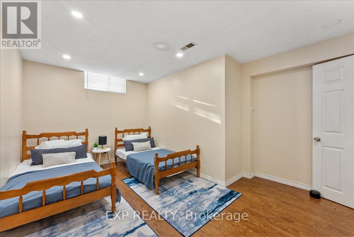 1165 Whitefield Drive, Peterborough (Otonabee Ward 1), ON - Indoor