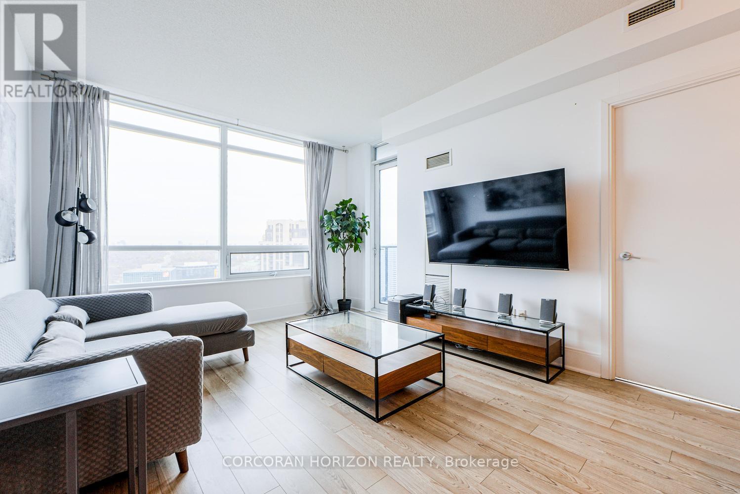 2509 - 181 Wynford Drive, Toronto, ON - Indoor Photo Showing Living Room
