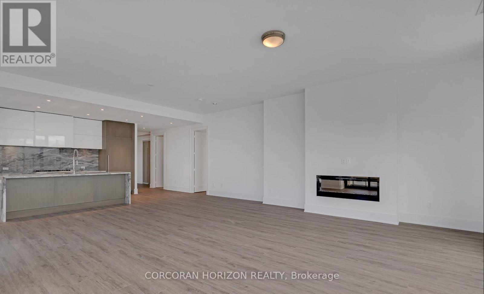 912 - 118 Merchants Wharf, Toronto, ON - Indoor