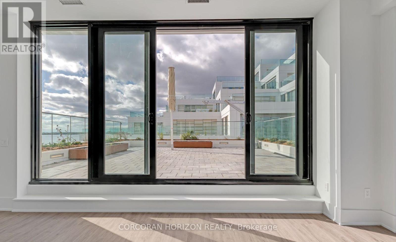 912 - 118 Merchants Wharf, Toronto, ON - Indoor Photo Showing Other Room