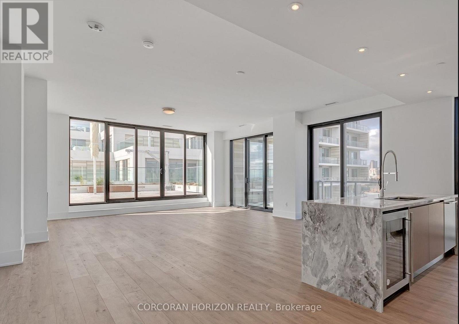 912 - 118 Merchants Wharf, Toronto, ON - Indoor