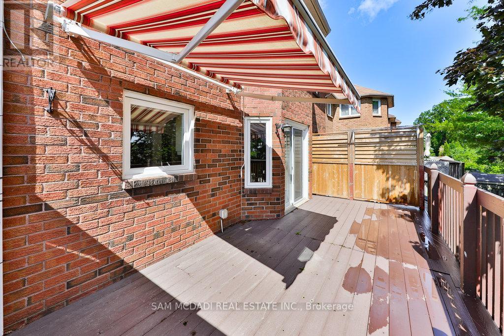 5275 Thornwood Drive, Mississauga, ON - Outdoor With Deck Patio Veranda With Exterior