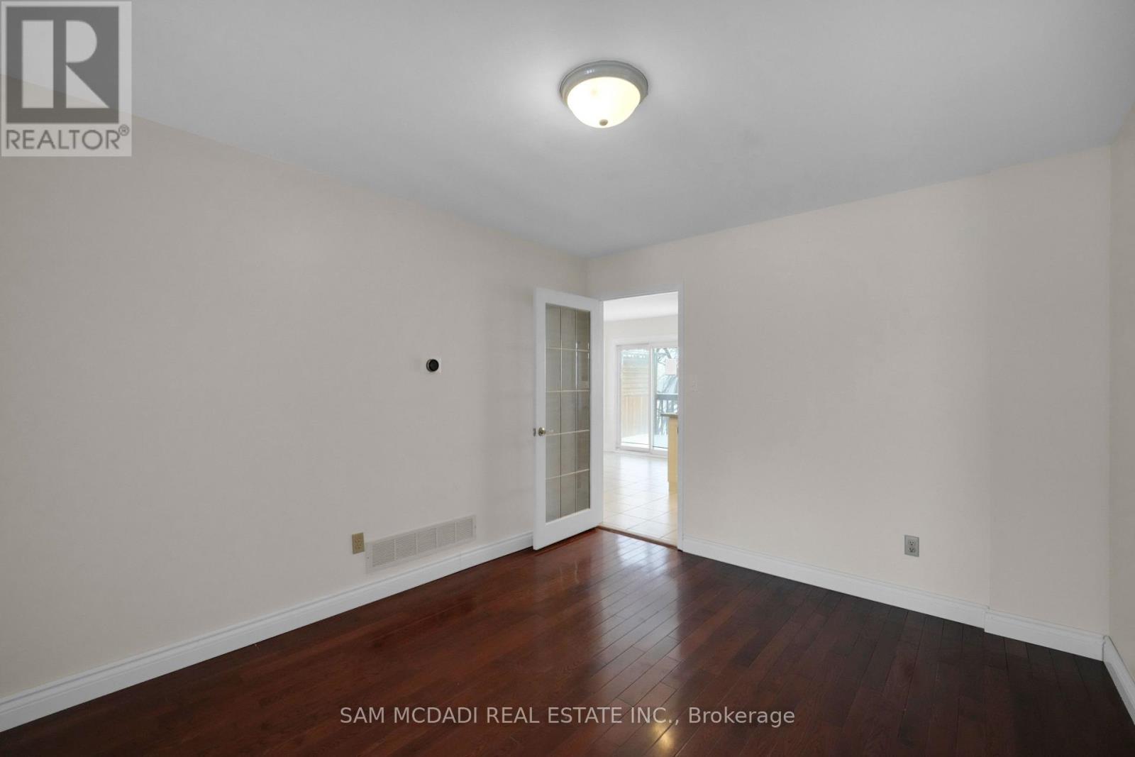 Dining - 5275 Thornwood Drive, Mississauga, ON - Indoor Photo Showing Other Room