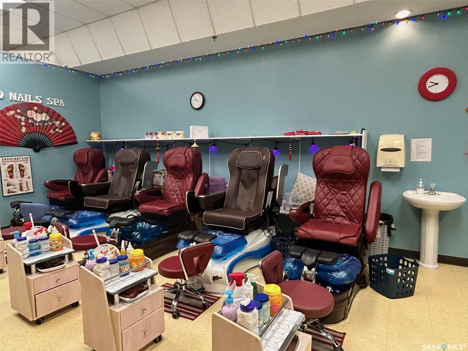 504 9800 Territorial Drive, North Battleford, SK