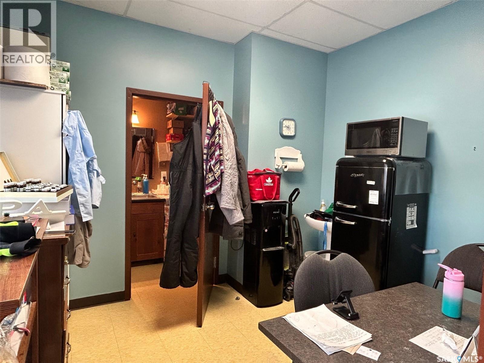 504 9800 Territorial Drive, North Battleford, SK