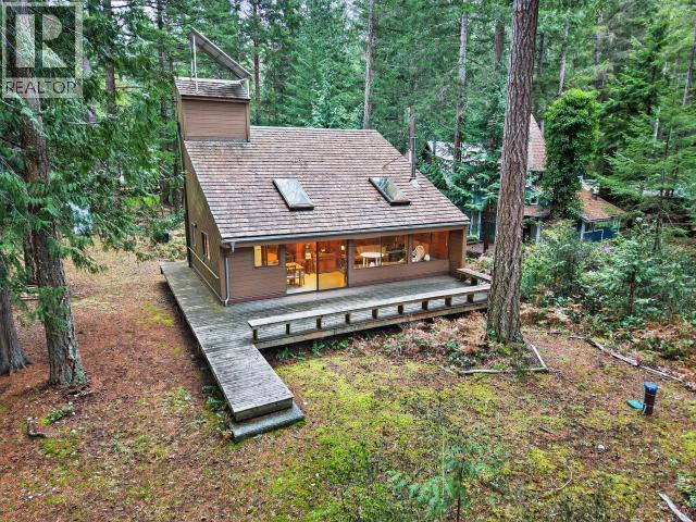 963 Spilsbury Drive, Savary Island, BC - Outdoor With Deck Patio Veranda