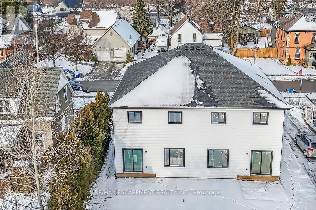 45 A Howard Street, Haldimand, ON -