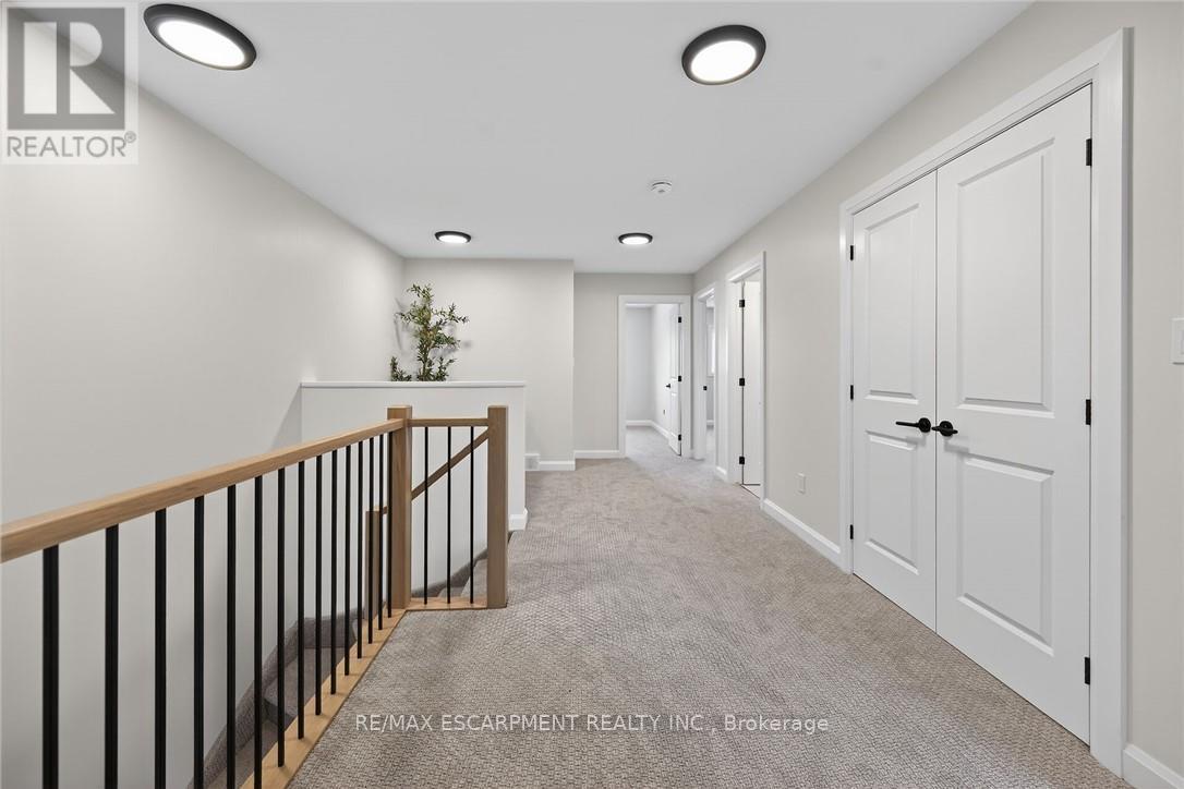 45 B Howard Street, Haldimand, ON - Indoor Photo Showing Other Room