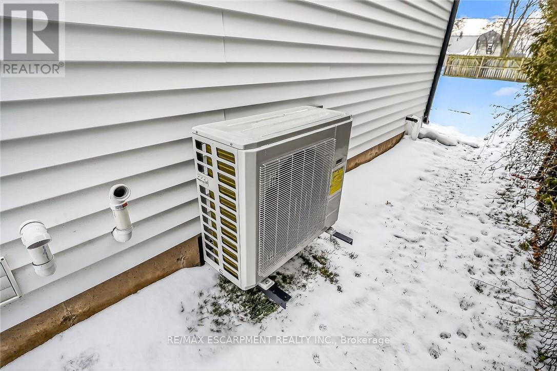 45 B Howard Street, Haldimand, ON - Outdoor