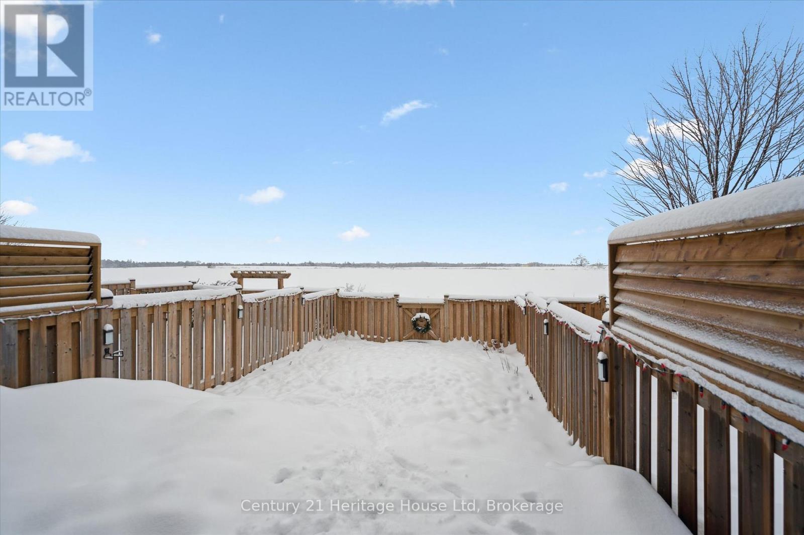 73 Courtney Street, Centre Wellington (Fergus), ON - Outdoor