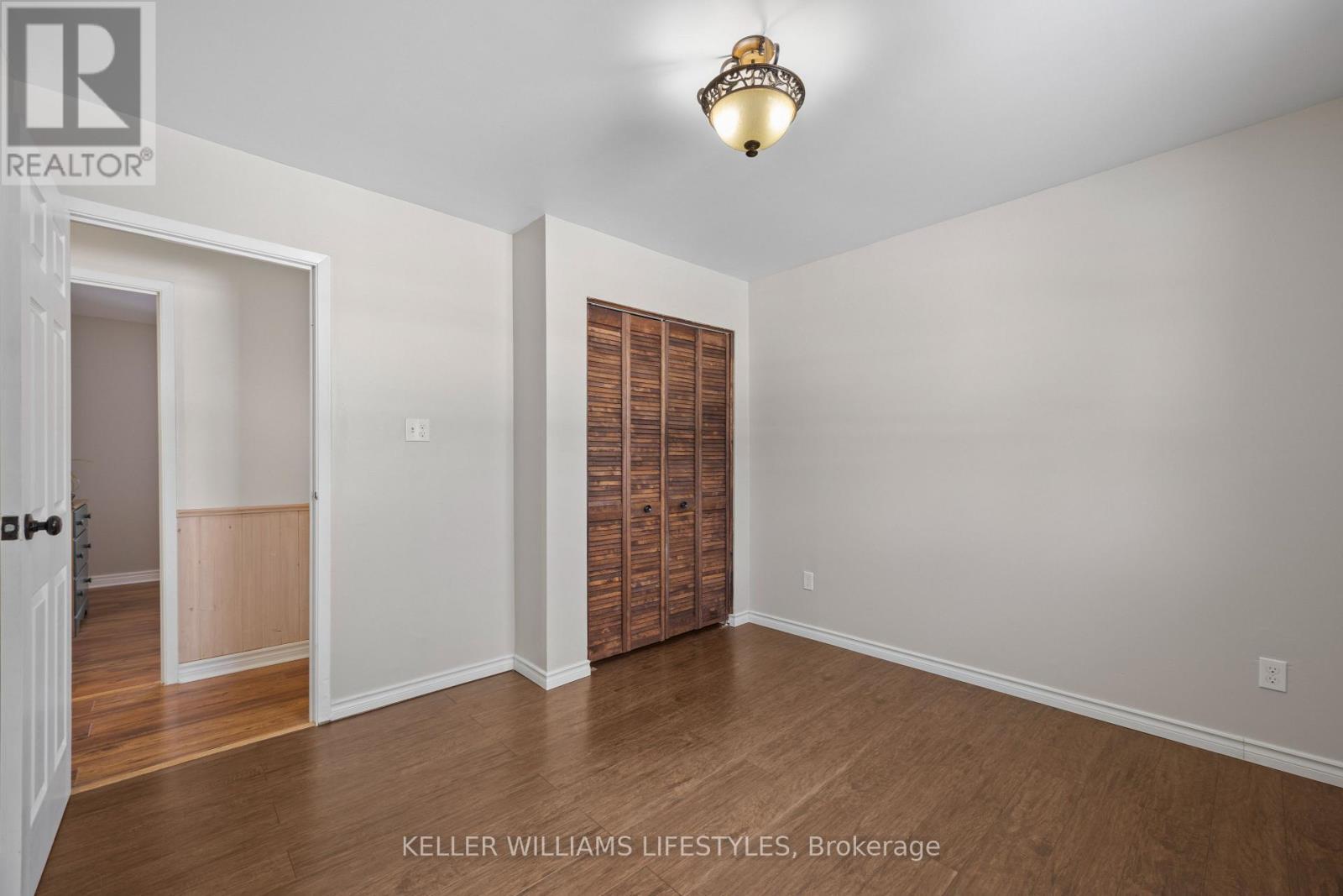 8 East Williams Street, North Middlesex (Nairn), ON - Indoor Photo Showing Other Room