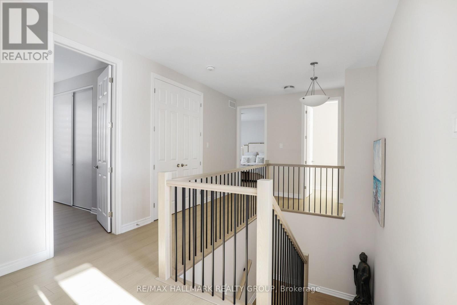 258 Sapling Grove, Ottawa, ON - Indoor Photo Showing Other Room