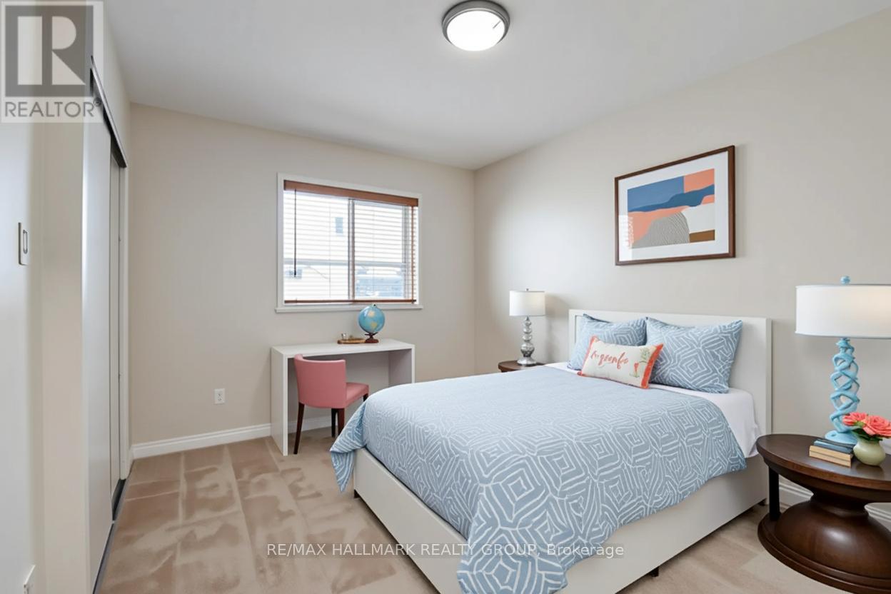 Bedroom #2 - 6 Robina Avenue, Ottawa, ON - Indoor Photo Showing Bedroom