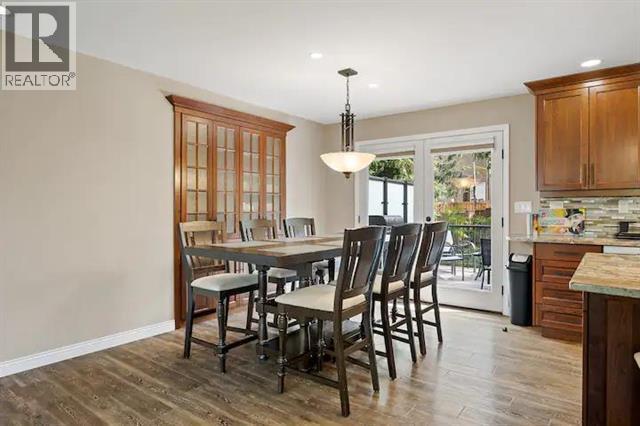 759 Mcclure Road, Kelowna, BC - Indoor Photo Showing Dining Room
