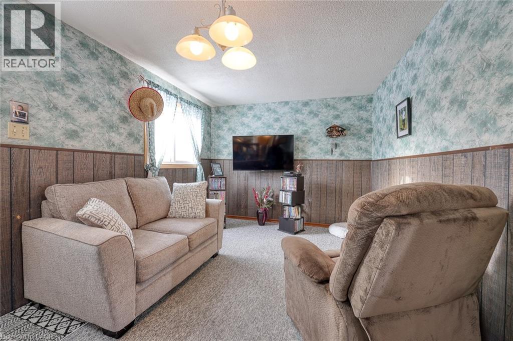 249 Macdonald Drive, Woodstock, ON - Indoor