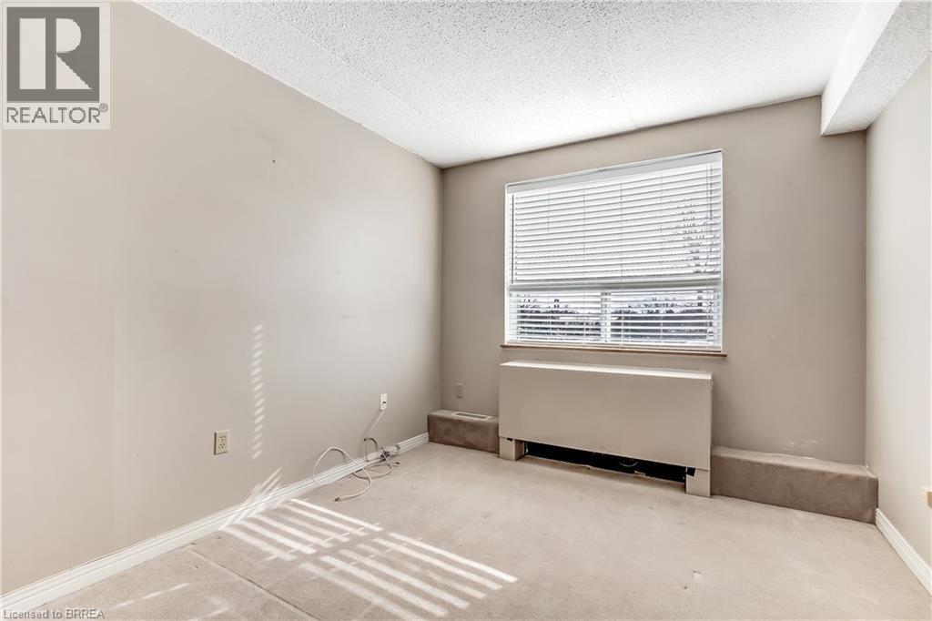 2nd bedroom. - 88 Tollgate Road Unit# 402, Brantford, ON - Indoor