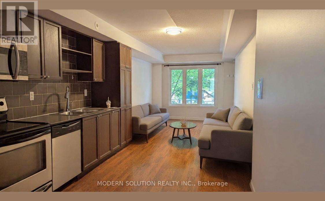 LIVING-ROOM - 3 - 70 Munro Street, Toronto, ON - Indoor Photo Showing Kitchen