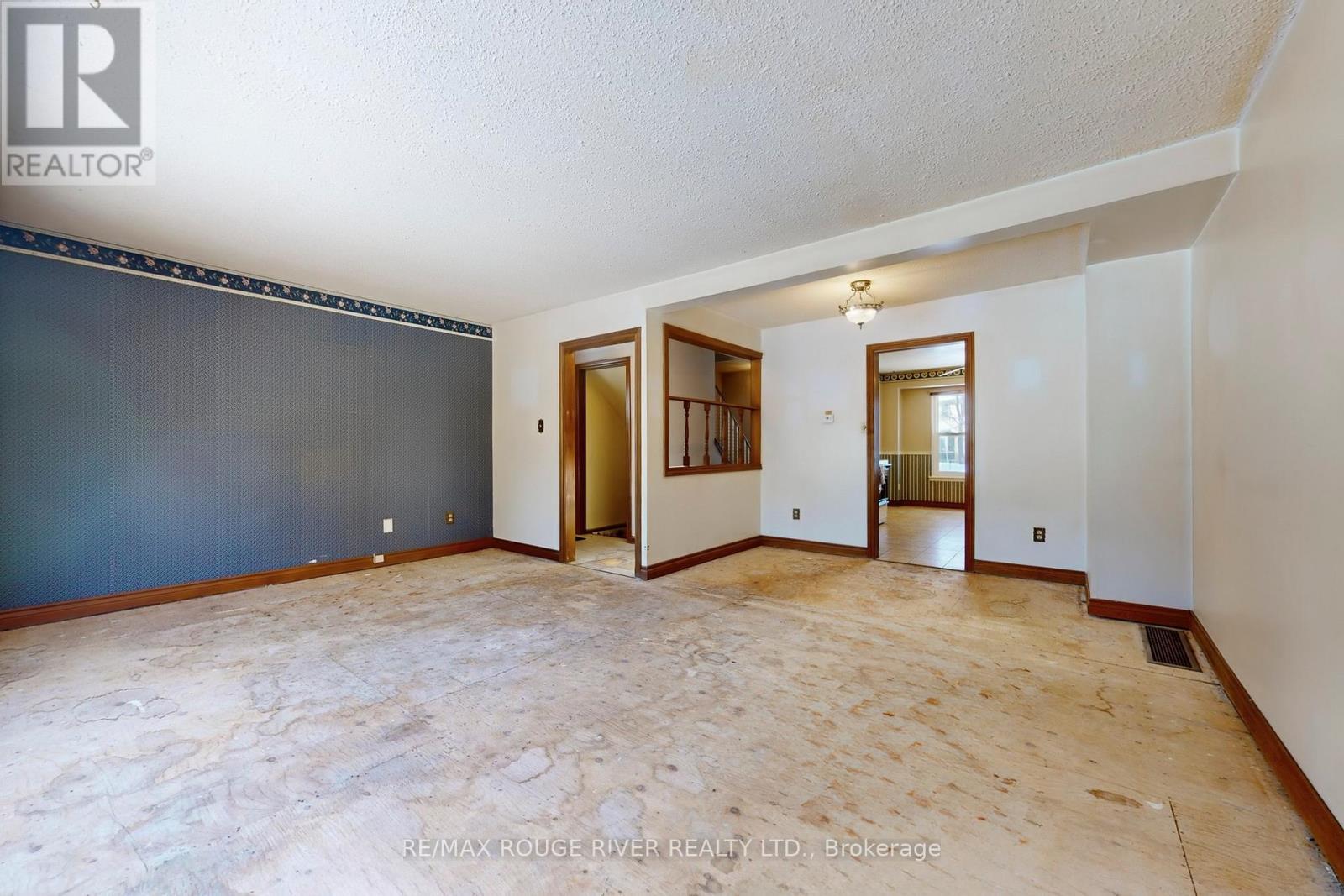 313 Rondeau Court, Oshawa, ON - Indoor Photo Showing Other Room