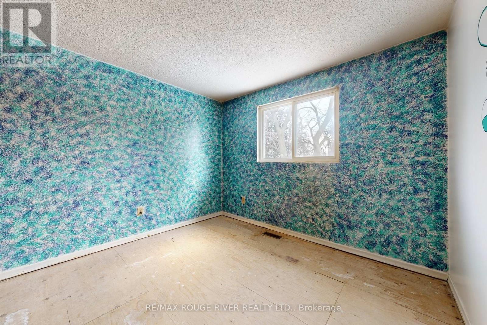 313 Rondeau Court, Oshawa, ON - Indoor Photo Showing Other Room