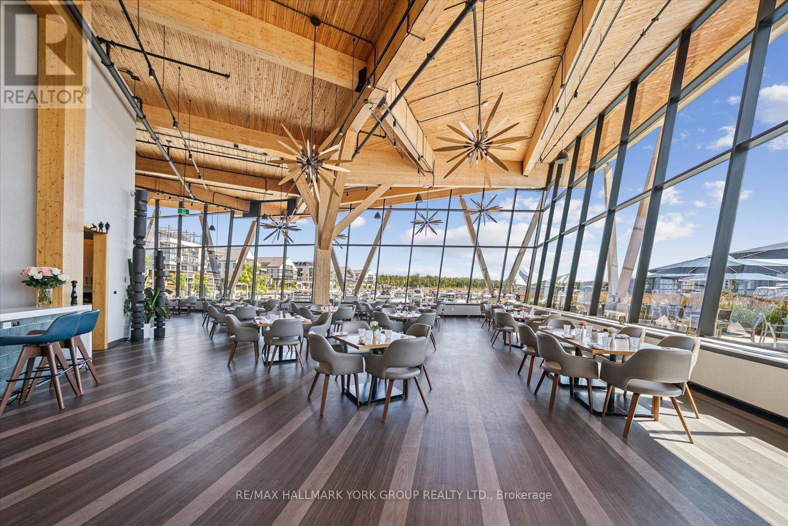 3753 Riva Avenue, Innisfil, ON - Indoor Photo Showing Dining Room