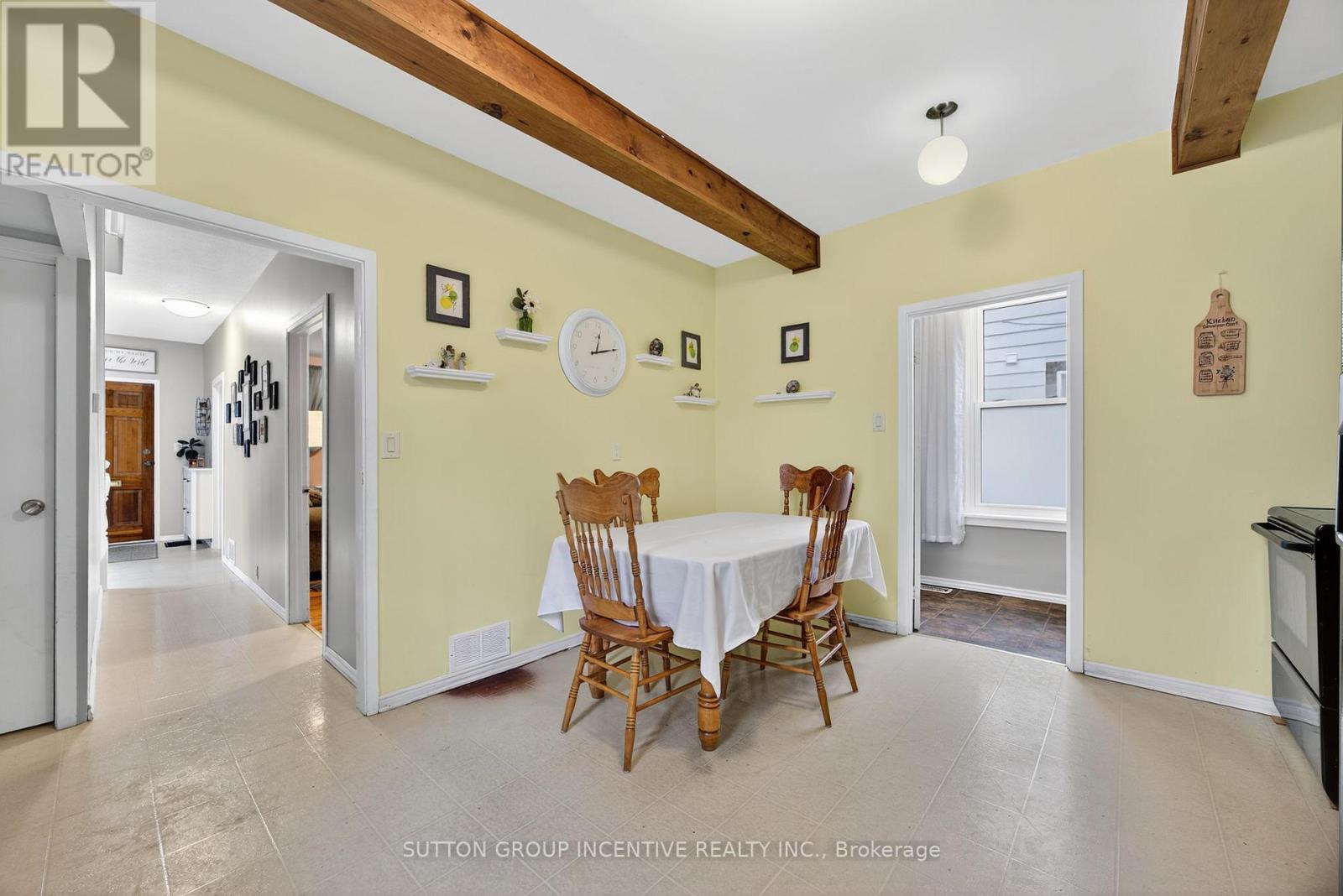 115 Mary Street, Orillia, ON - Indoor Photo Showing Dining Room