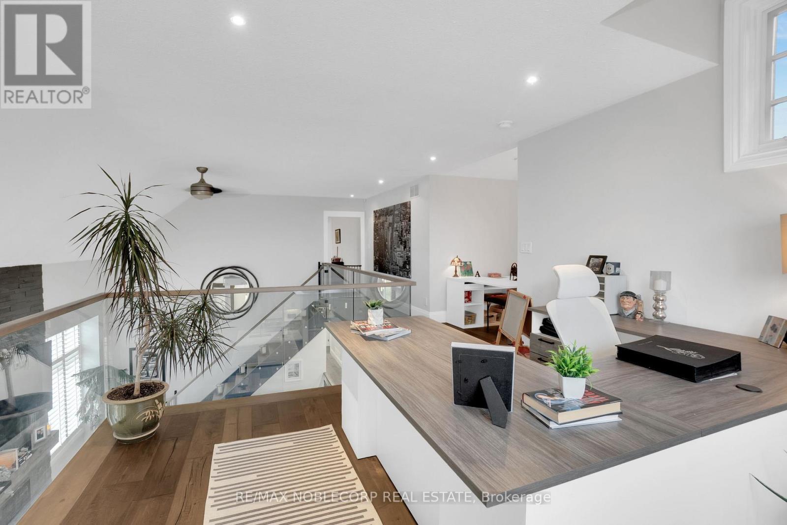 17088 Horseshoe Hill Road, Caledon, ON - Indoor