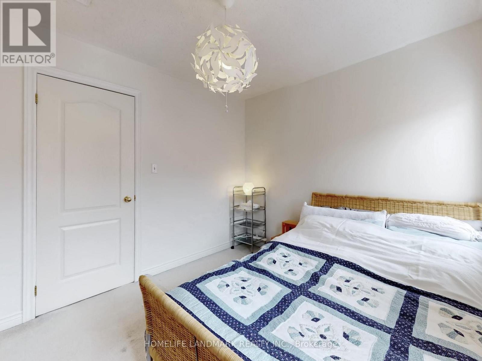 156 Pressed Brick Drive, Brampton, ON - Indoor Photo Showing Bedroom