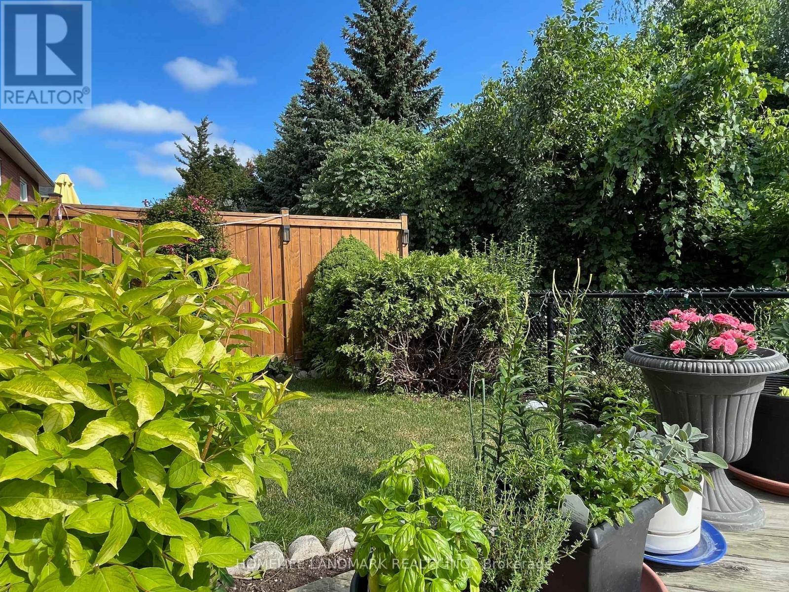 156 Pressed Brick Drive, Brampton, ON - Outdoor