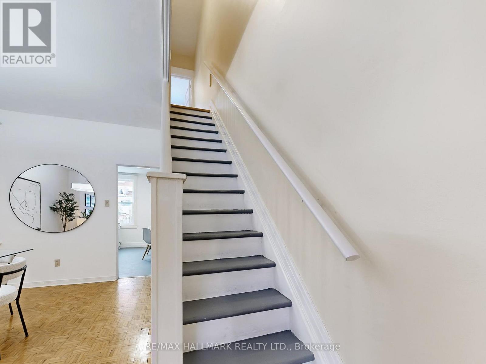 242 Delaware Avenue, Toronto, ON - Indoor Photo Showing Other Room