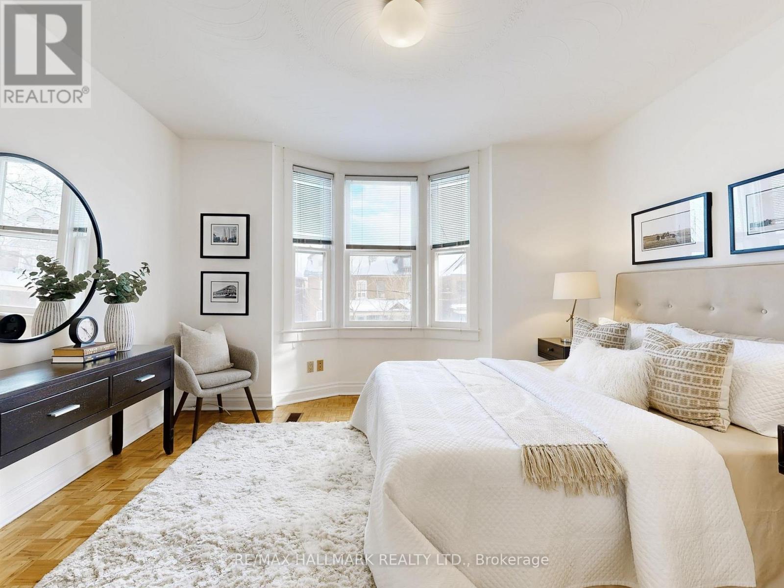 242 Delaware Avenue, Toronto, ON - Indoor Photo Showing Bedroom