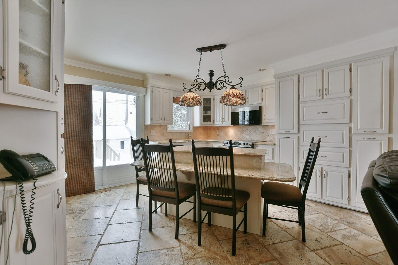 Dining room - 76 4E Avenue, L'Épiphanie, QC - Indoor Photo Showing Dining Room