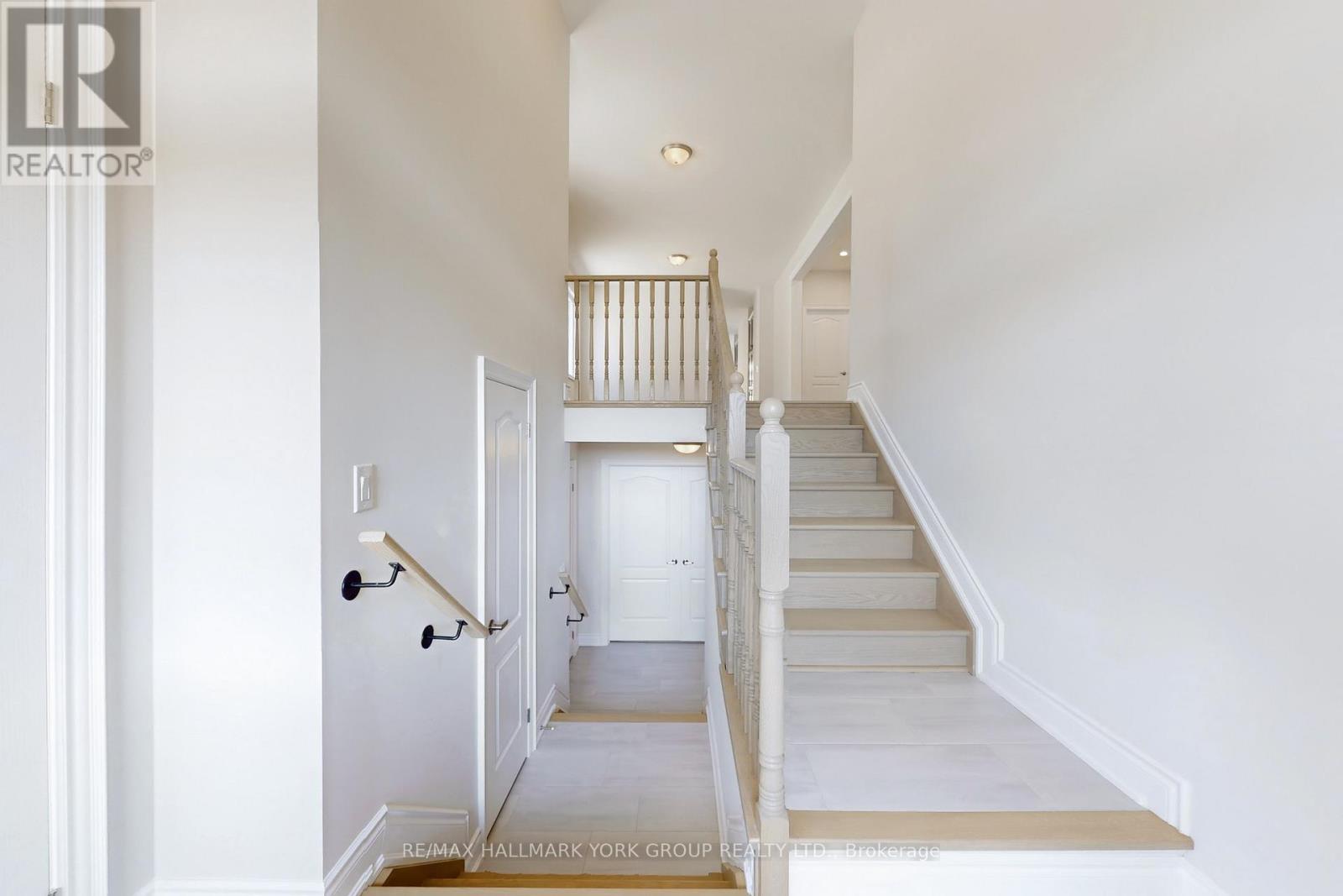 2966 Monarch Drive, Orillia, ON - Indoor Photo Showing Other Room