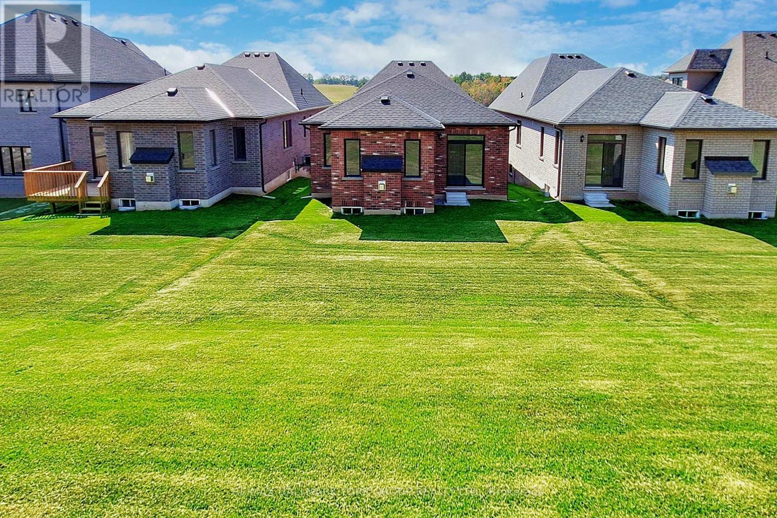 2966 Monarch Drive, Orillia, ON - Outdoor