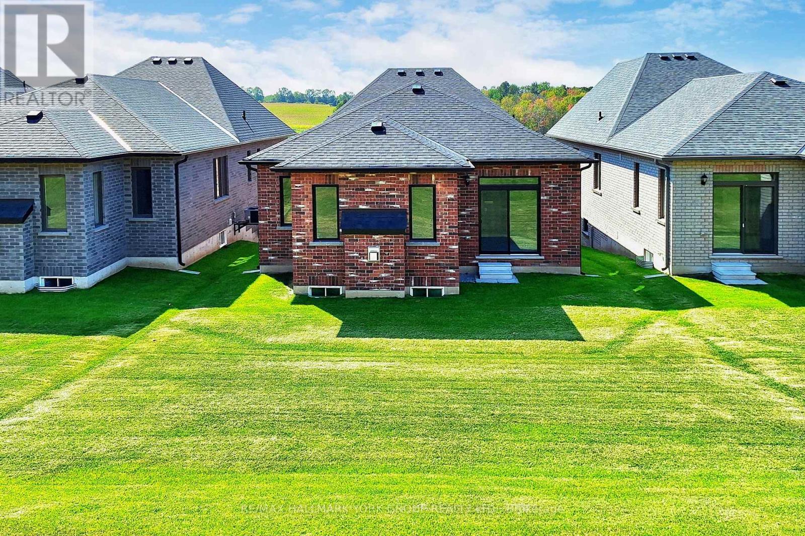 2966 Monarch Drive, Orillia, ON - Outdoor