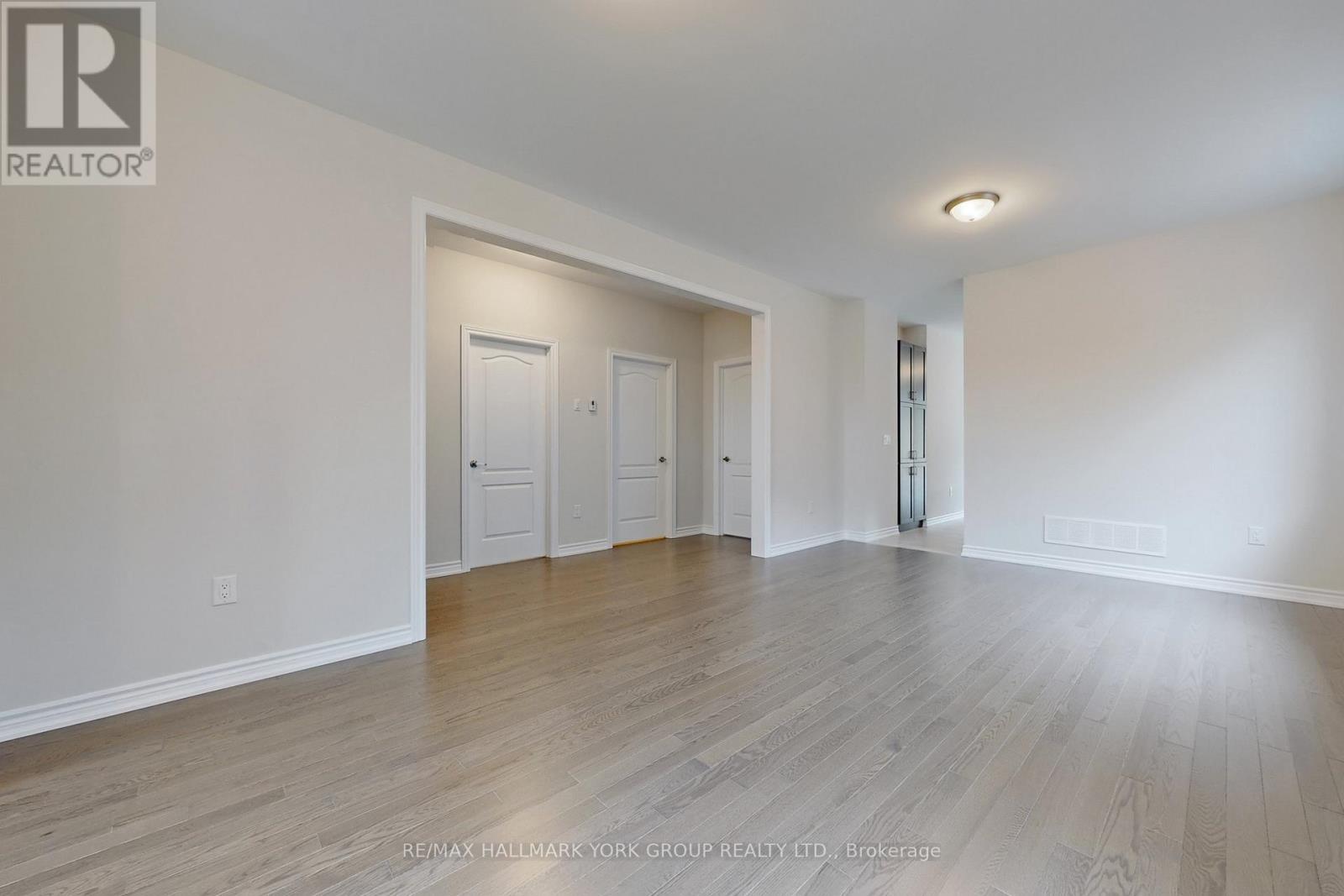 2964 Monarch Drive, Orillia, ON - Indoor Photo Showing Other Room