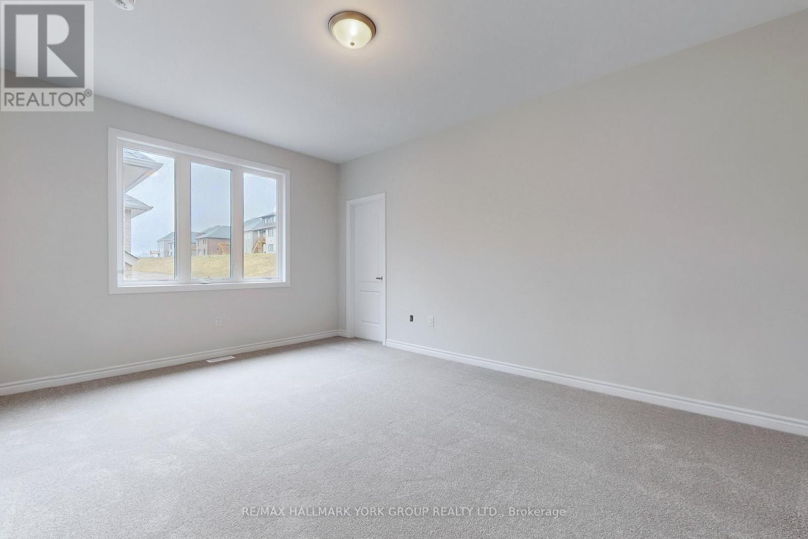 2964 Monarch Drive, Orillia, ON - Indoor Photo Showing Other Room