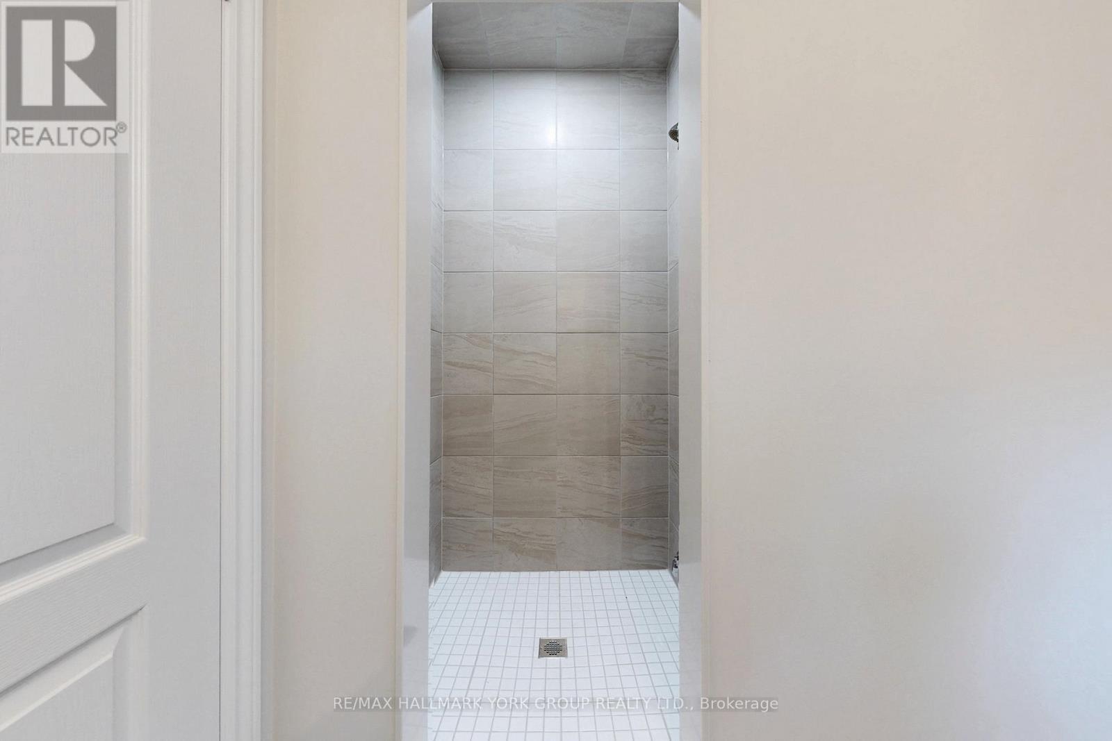 2964 Monarch Drive, Orillia, ON - Indoor