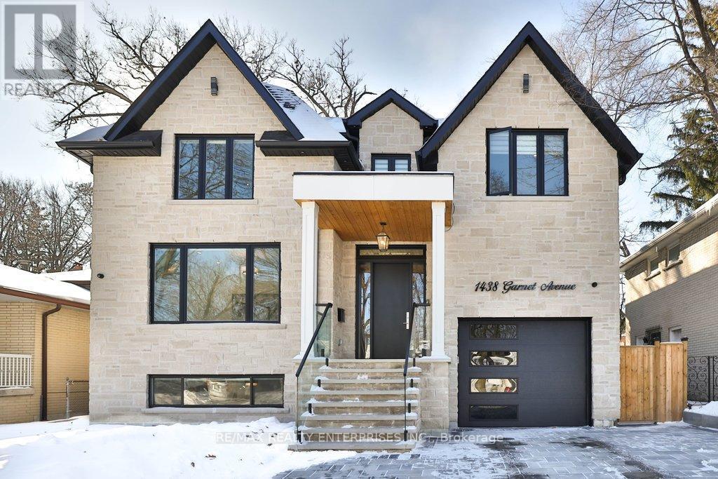 1438 Garnet Avenue, Mississauga, ON - Outdoor With Facade