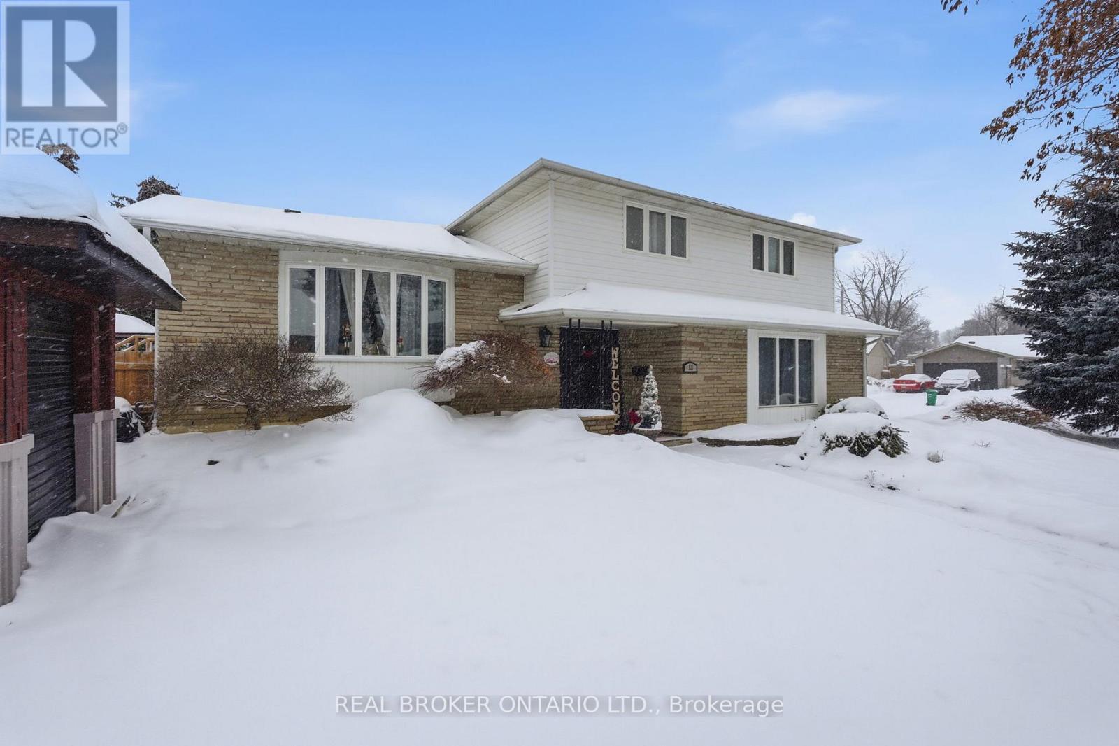 67X100 ft lot - 13 Pine Tree Crescent, Brampton, ON - Outdoor