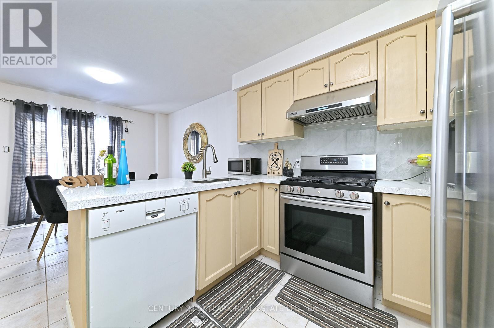 38 Marotta Avenue, Brampton, ON - Indoor Photo Showing Kitchen With Double Sink