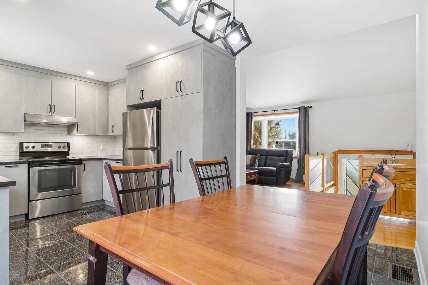 Dining room - 542 Boul. Brassard, Chambly, QC - Indoor