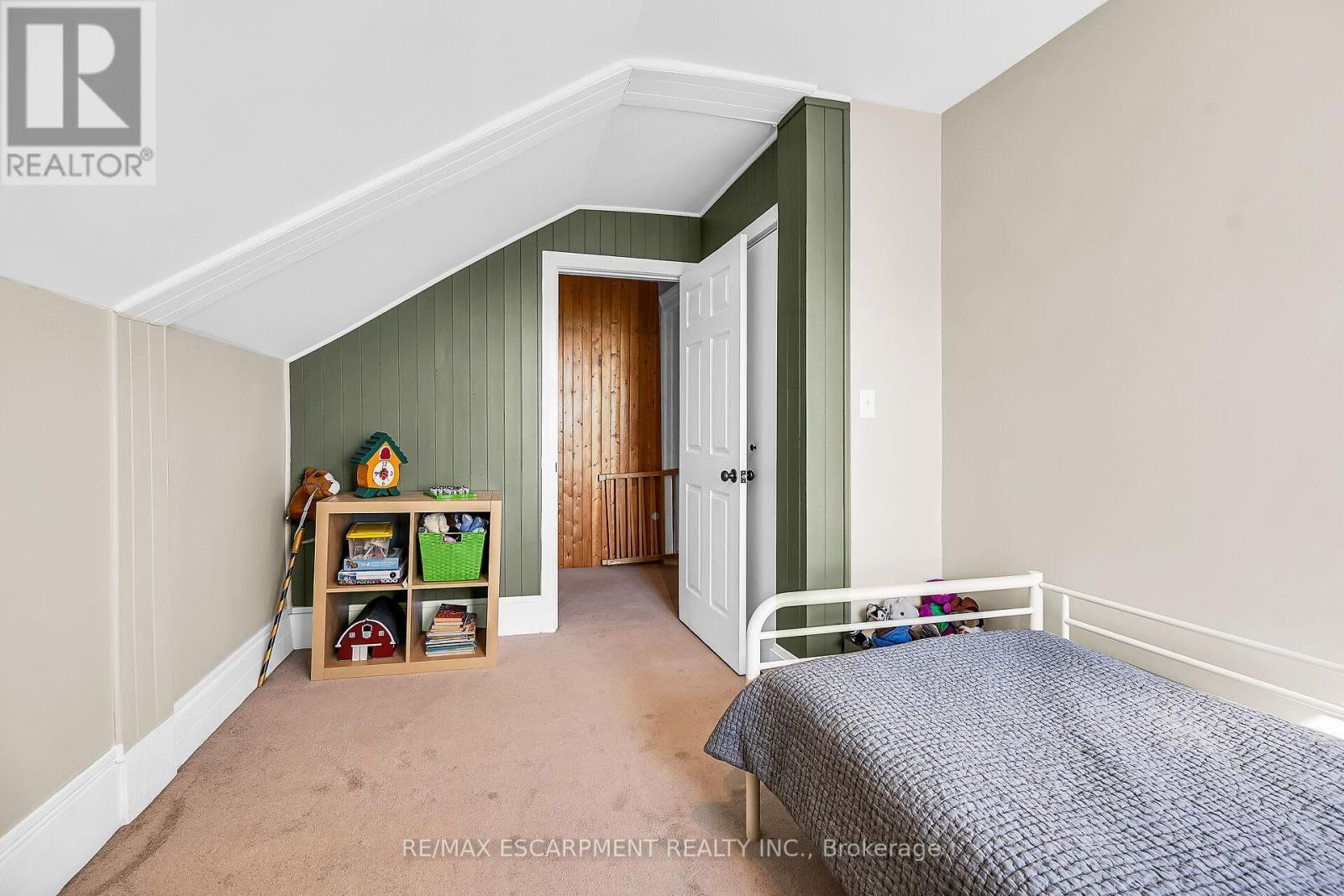 463 Concession 14 Road, Haldimand, ON - Indoor Photo Showing Bedroom