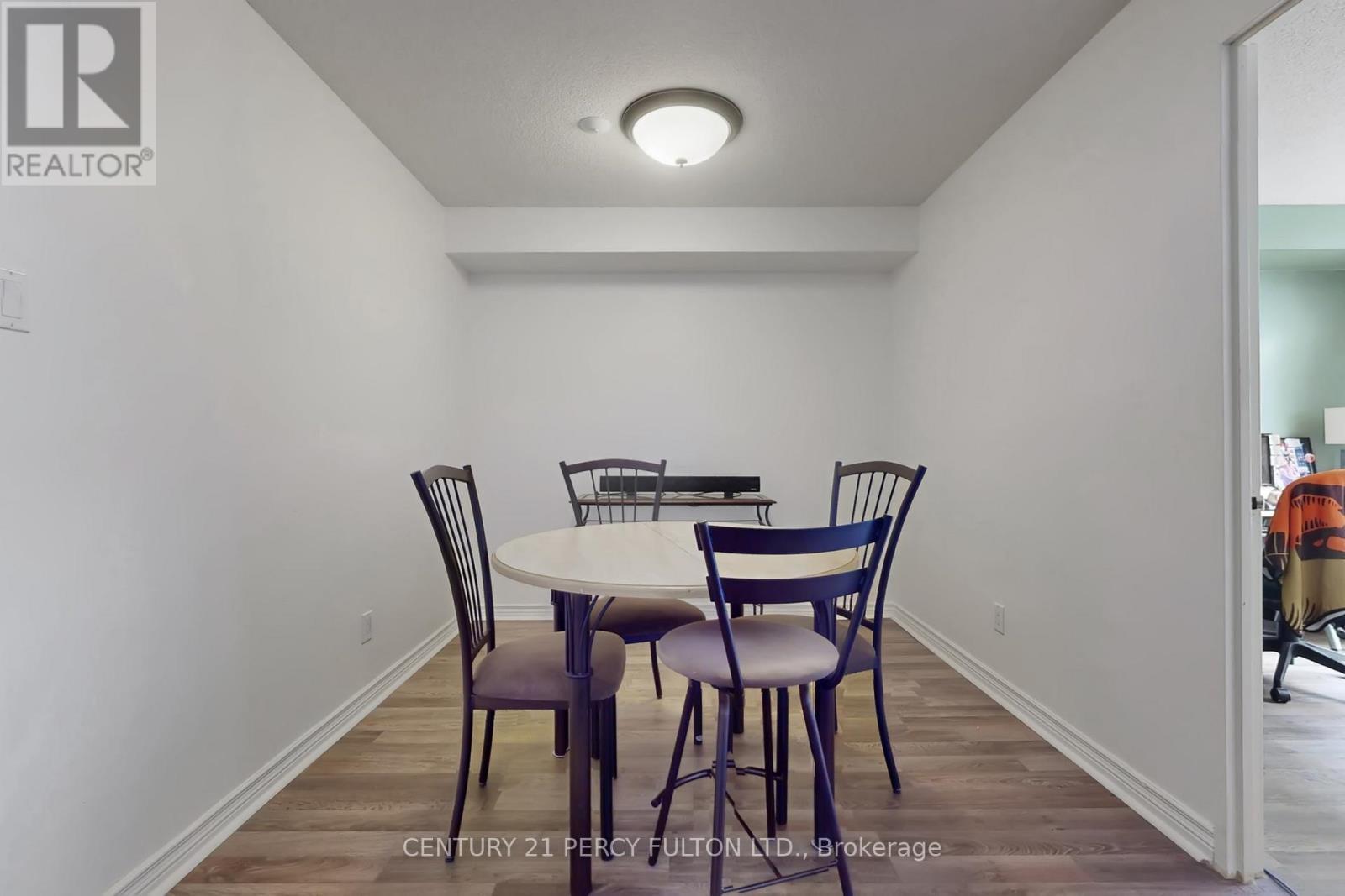 703 - 736 Bay Street, Toronto, ON - Indoor