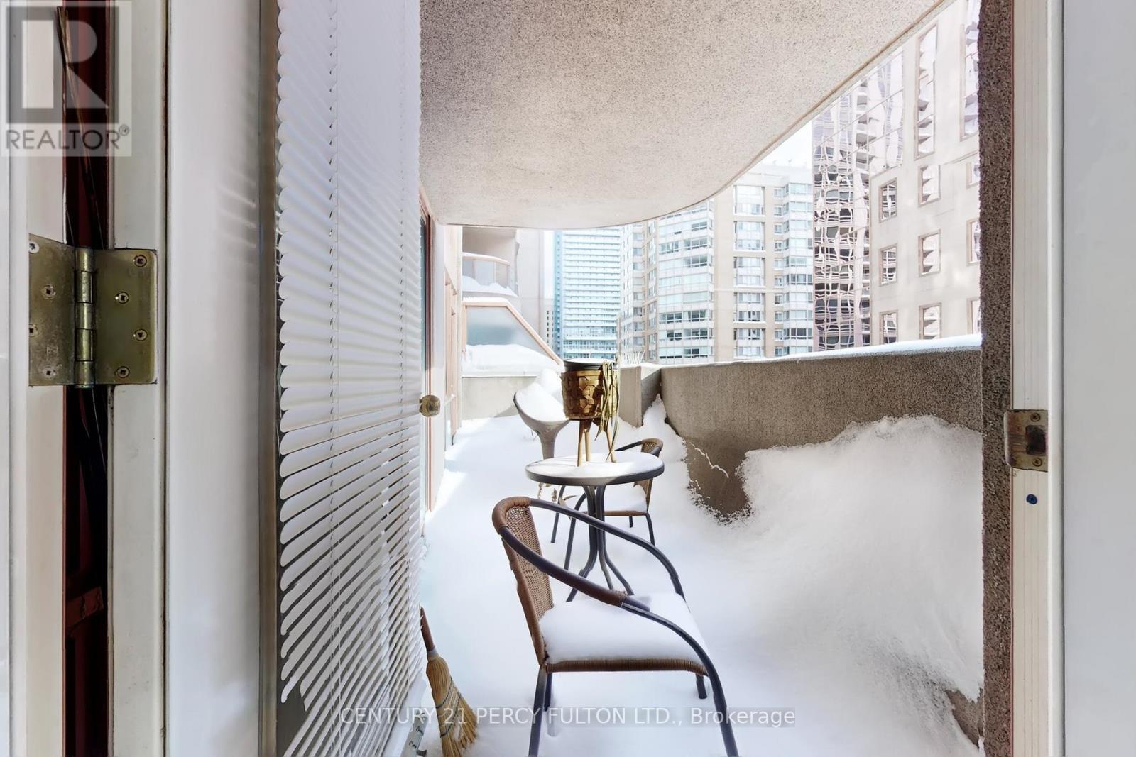 703 - 736 Bay Street, Toronto, ON - Photo Showing Other Room