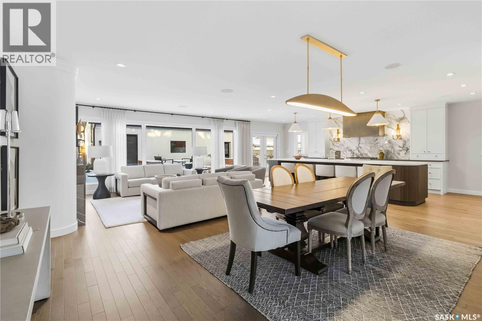 1134 Spadina Crescent E, Saskatoon, SK - Indoor