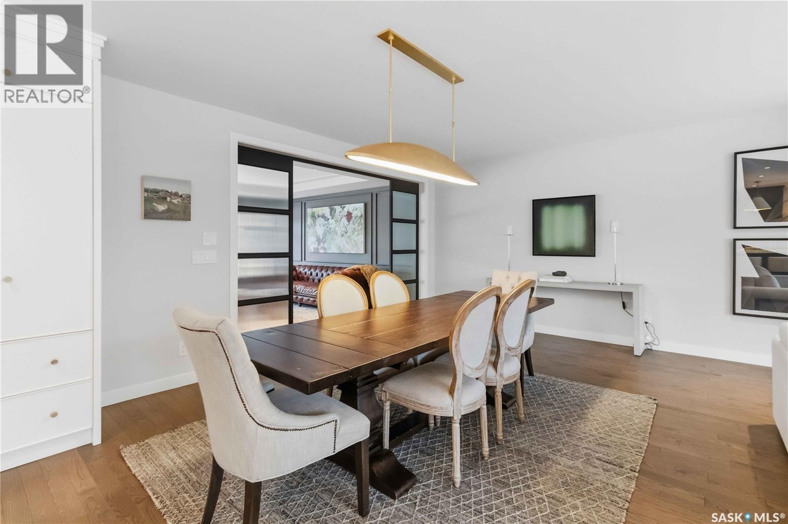 1134 Spadina Crescent E, Saskatoon, SK - Indoor Photo Showing Dining Room