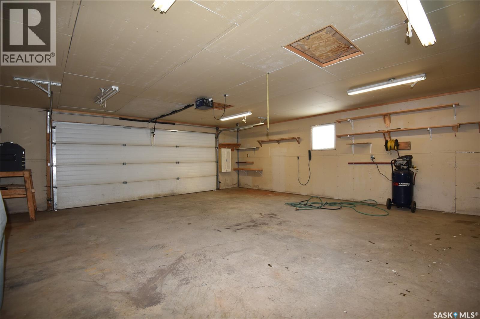 302 Main Street, White Fox, SK - Indoor Photo Showing Garage